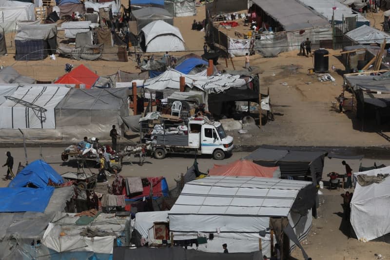 A view of a camp for internally displaced Palestinians near the border with Egypt, in Rafah, southern Gaza Strip. Omar Ashtawy/APA Images via ZUMA Press Wire/dpa