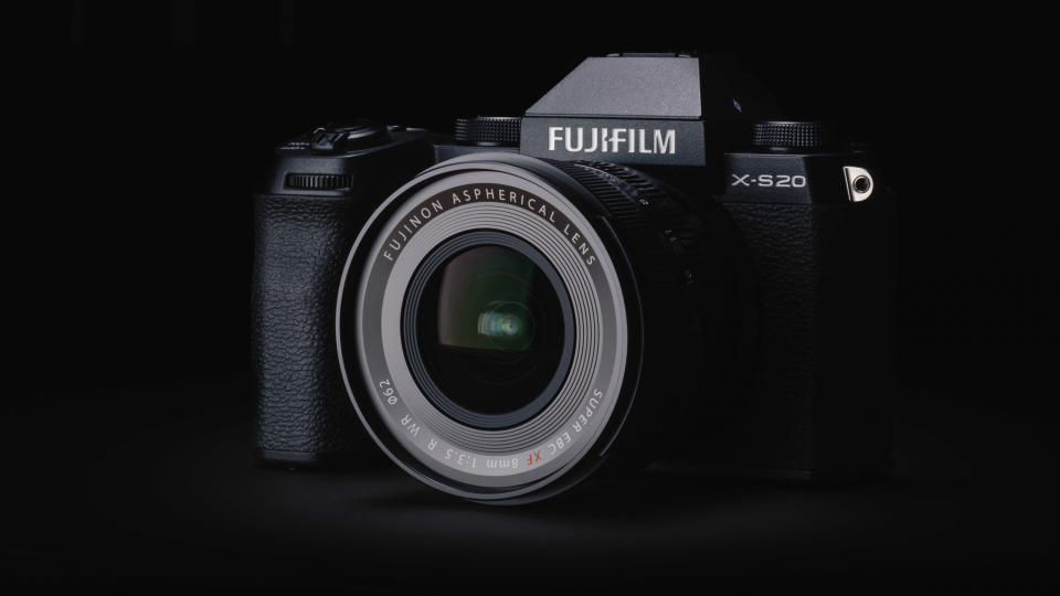 Fujifilm X-S20