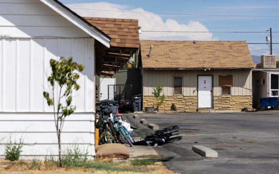 A couple days after the motel closed, personal belongings, like bikes and a wheel chair, still littered the parking lot. Sarah A. Miller/smiller@idahostatesman.com