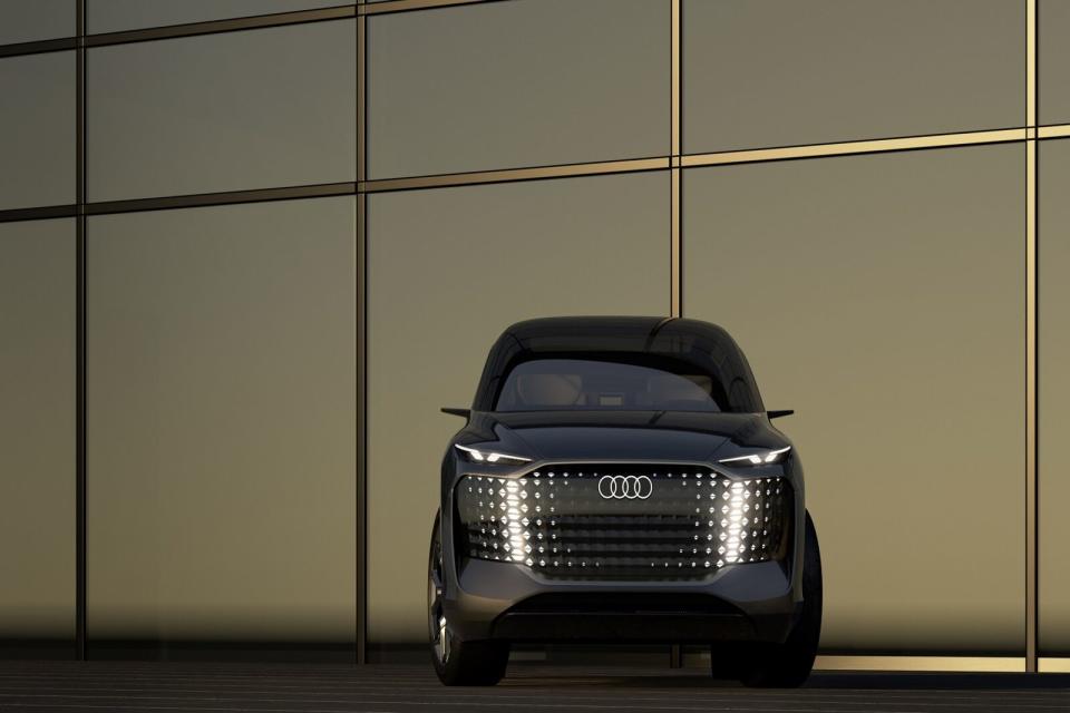 對應富裕階級移動需求，Urbansphere Concept協同另兩款Sphere概念車，共構出專屬Audi視角的未來層峰用車藍本。