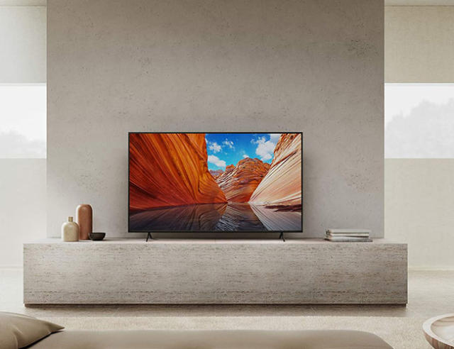 Not Too Big, Not Too Small, 43-Inch TVs Are the Goldilocks of