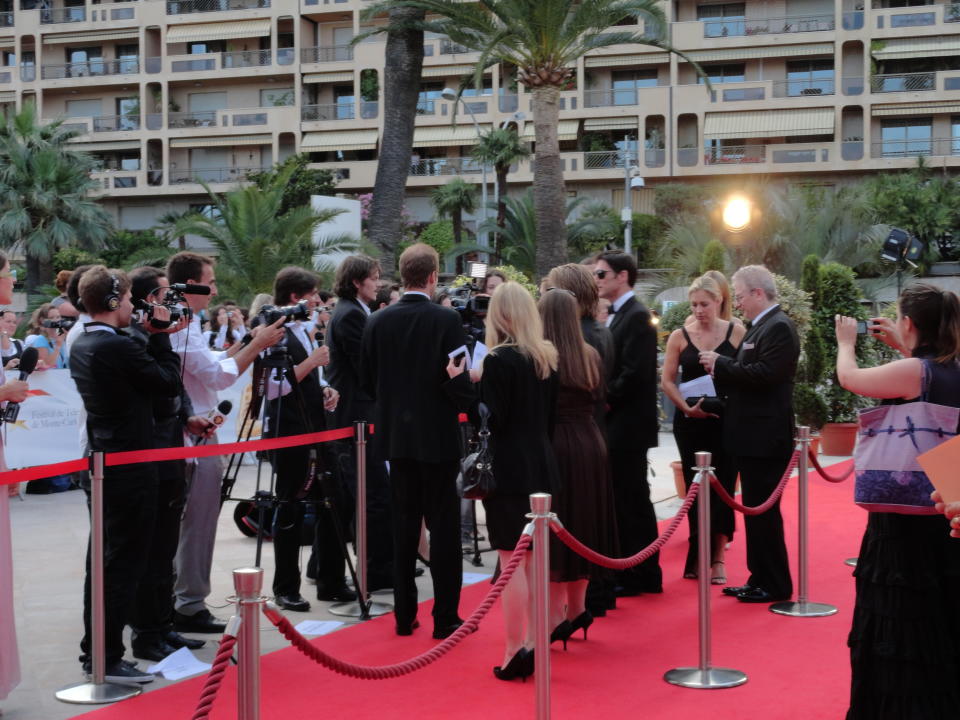 C’est la tradition du tapis rouge et des interviews sur le chemin : Thomas Gibson répond aux questions d’AlloCiné.