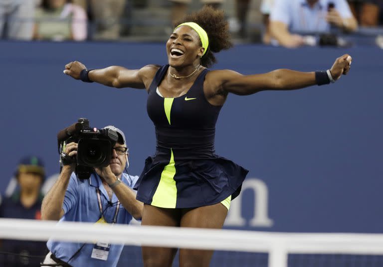 Serena Williams, aquí festejando su victoria sobre Victoria Azarenka en la final del US Open 2012, es todo un símbolo del major neoyorquino; allí mismo se despedirá del tenis en las próximas semanas