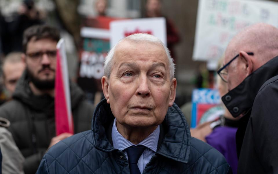 Frank Field at the Uber protest outside the High Court in 2018 - Heathcliff O'Malley