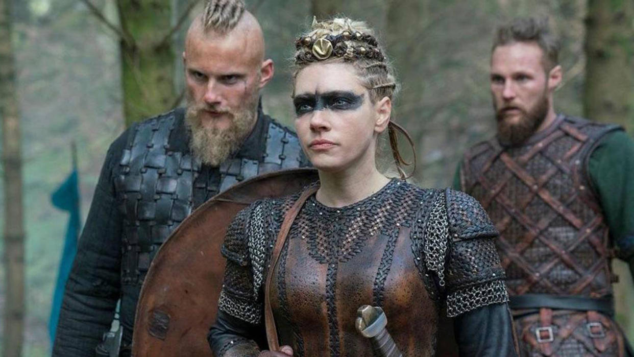  Lagertha (Katheryn Winnick) in Vikings 