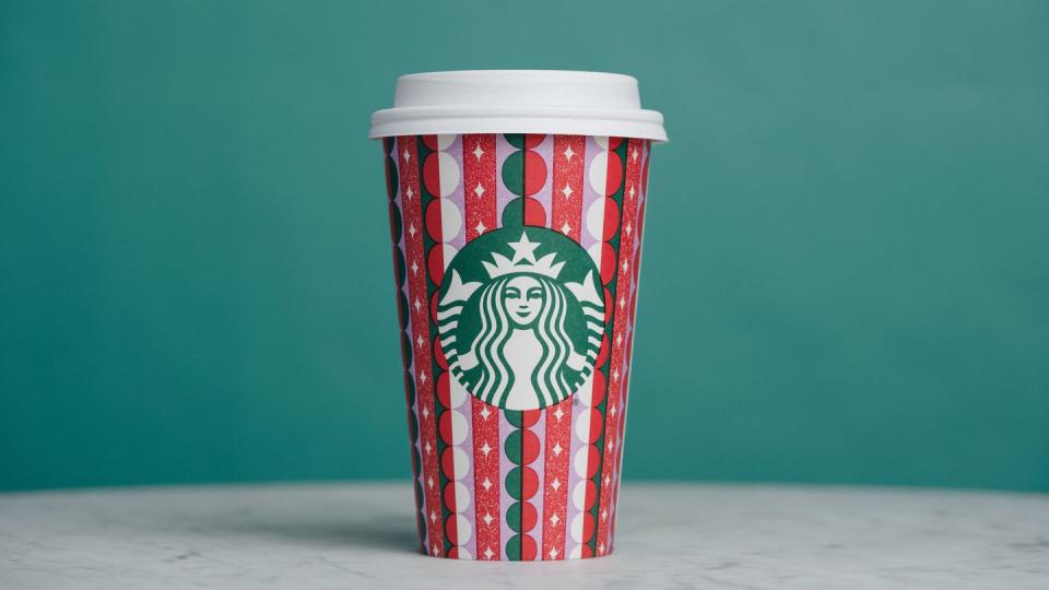 starbucks red cups