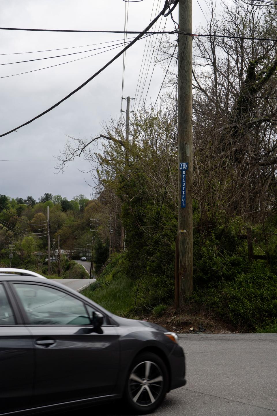 After contacting several agencies, Answer Man was able to determine who was responsible for putting up a new sign at the intersection of Woodfin Avenue and Riverside Drive.