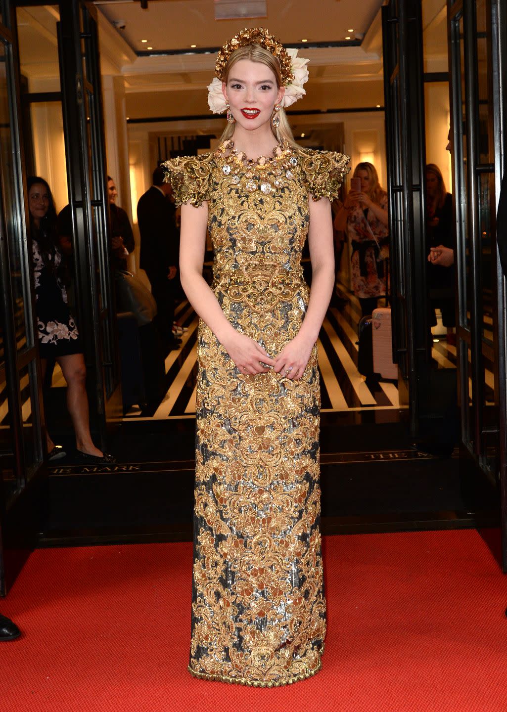 anya taylor joy heading to the 2018 met gala