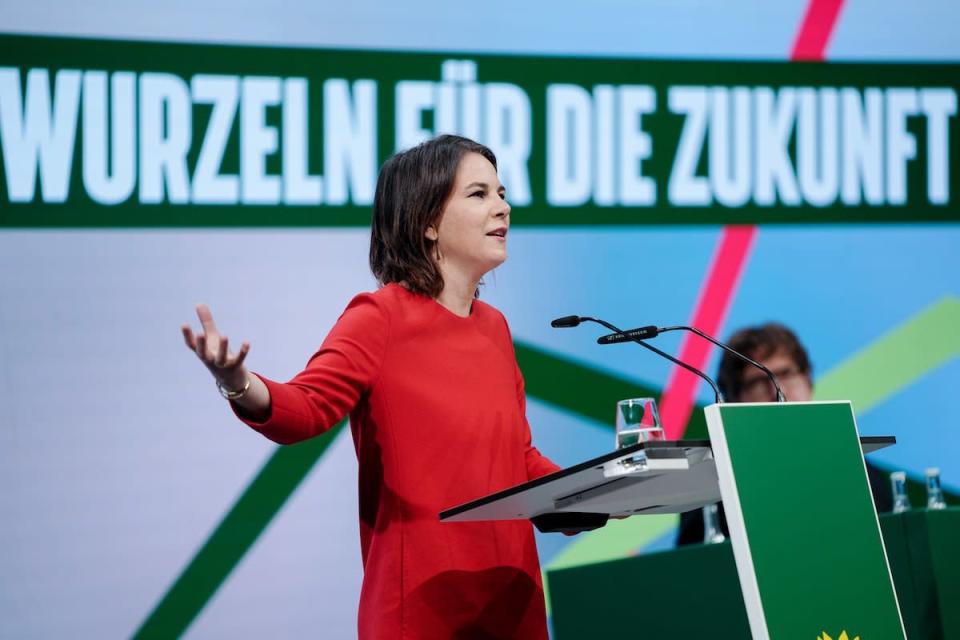 Annalena Baerbock, Bundesvorsitzende von B&#xfc;ndnis 90/Die Gr&#xfc;nen, spricht beim Bund-L&#xe4;nder-Forum ihrer Partei zum Beginn der Urabstimmung &#xfc;ber den Koalitionsvertrag mit SPD und FDP zur Bildung einer Bundesregierung.