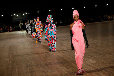 Models present creations from Marc Jacobs SS 2018 collection during New York Fashion Week in New York City, U.S. September 13, 2017. REUTERS/Eduardo Munoz