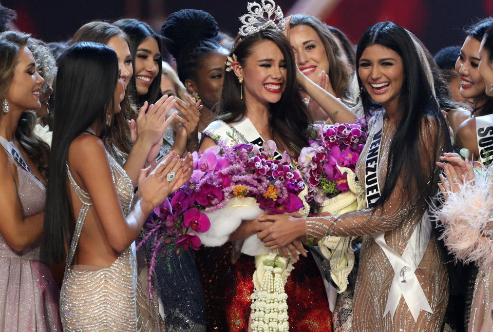 Miss Philippines Catriona Gray reacts after being crowned Miss Universe during the final round of the Miss Universe pageant in Bangkok, Thailand, December 17, 2018. REUTERS/Athit Perawongmetha