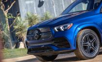 <p>For those who haven't given any thought to <a rel="nofollow noopener" href="https://www.caranddriver.com/mercedes-benz/gle-class" target="_blank" data-ylk="slk:Mercedes-Benz's mid-size GLE SUV;elm:context_link;itc:0;sec:content-canvas" class="link ">Mercedes-Benz's mid-size GLE SUV</a> lately, you are forgiven. We hadn't really given it much thought ourselves since the last one launched in 2011.</p>