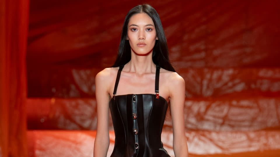 Highly structured corsets contrasted with ballooning, light-weight skirts. - Giovanni Giannoni/Lous Vuitton