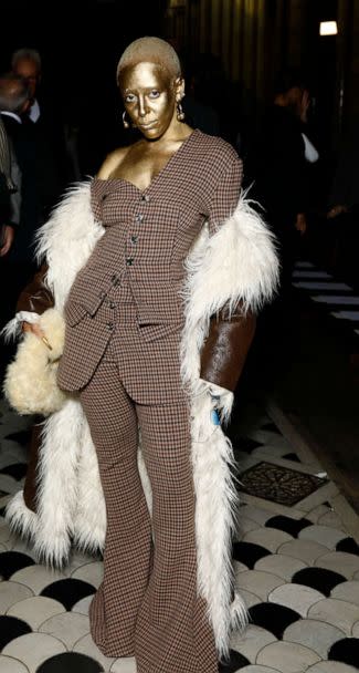 PHOTO: Doja Cat attends Womenswear Spring/Summer 2023 show as part of Paris Fashion Week  on Oct. 4, 2022 in Paris. (Julien Hekimian/Getty Images)