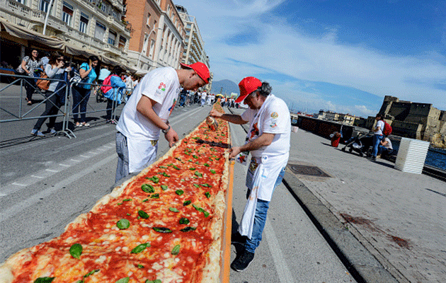 The world's longest pizza. Photo: Getty Images