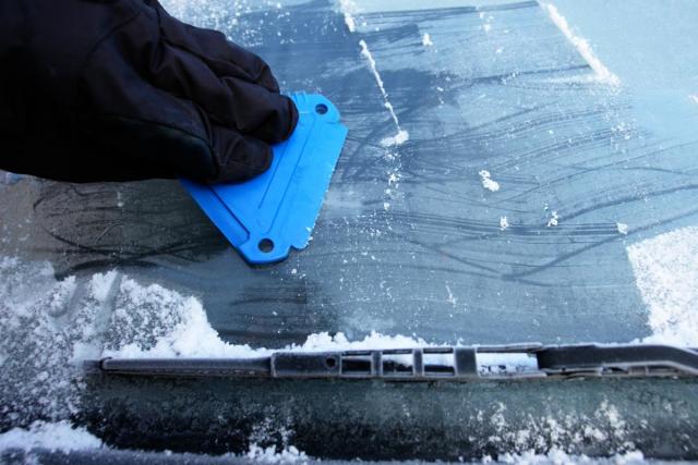 The do's and don'ts of defrosting car windscreens - Experts reveal