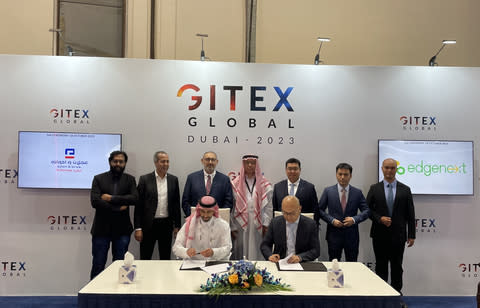 Compania argeseana Roweb participa la cel mai mare eveniment tech &  business: GITEX Global Dubai 2023