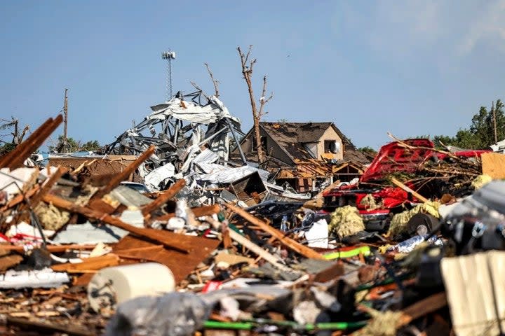 Debris covers a residential area in Perryton (AP)