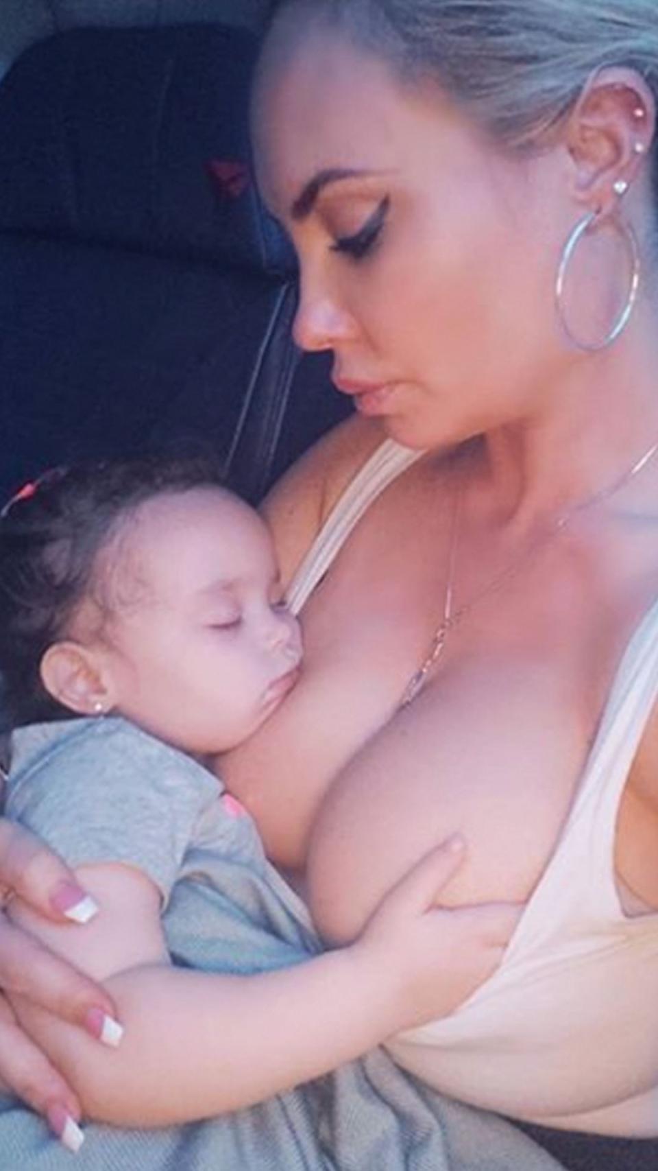 Coco Austin, Chanel Nicole, Breastfeeding