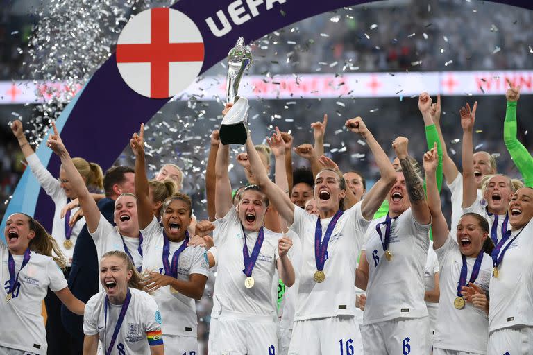 La selección de Inglaterra, con su reciente campeonato, se metió en el cuarto lugar de la clasificación histórica de la Eurocopa.