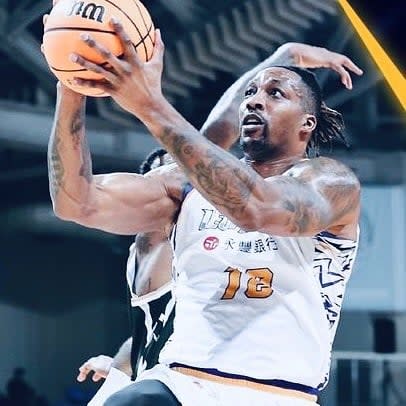 籃球／幫魔獸組「超級台灣隊」！美媒搞笑替8名NBA球星披雲豹戰袍