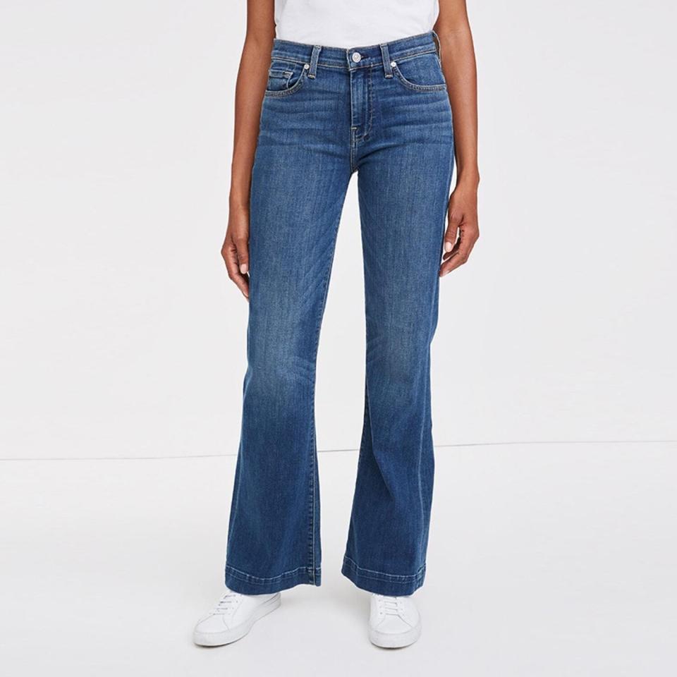 Victoria Beckham Flare Jeans