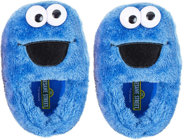 The 16 Best Slippers for Kids, According to a Podiatrist