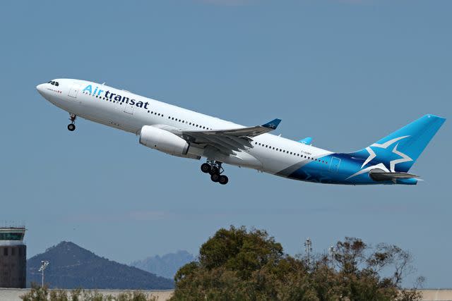 <p>Urbanandsport/NurPhoto via Getty</p> Air Transat plane takes off from Barcelona in 2022