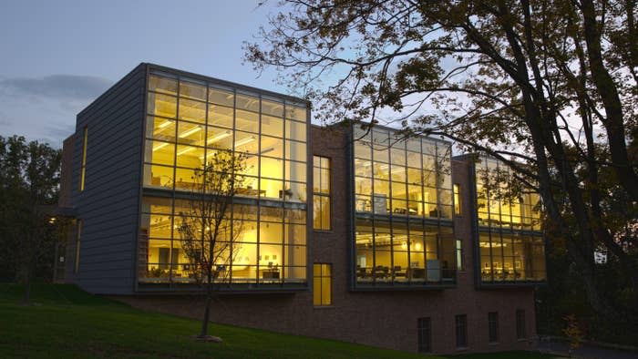 Photo of Hovitz Hall on Kenyon College campus