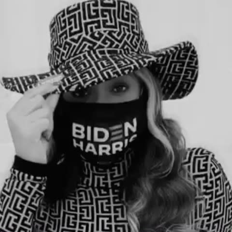 2) Beyoncé reveals she voted for Biden