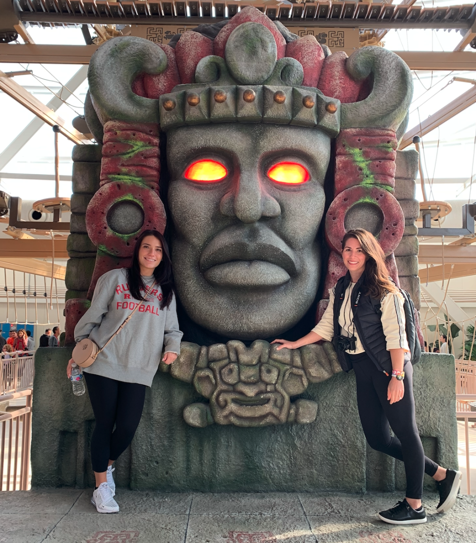 We waited to get our photo opp with Olmec, a prop from 90s Nickelodeon hit "Legends of the Hidden Temple" at Nickelodeon Universe.