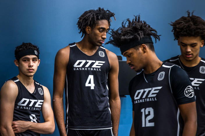 Emmanuel Maldonado, Ryan Bewley, Bryce Griggs, Jalen Lewis of Overtime Elite taking a quick break from warm ups at the practice courts at the OTE arena.<span class="copyright">Andrew Hetherington for TIME</span>