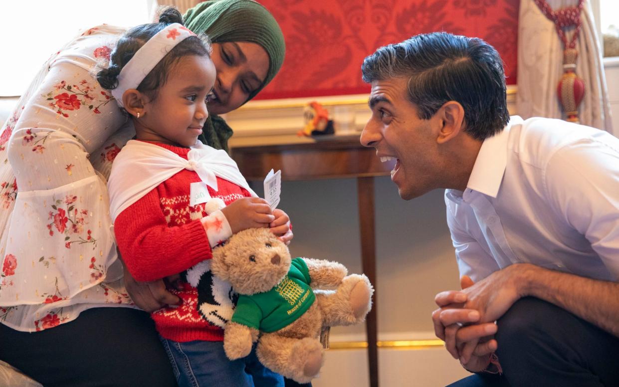 Rishi Sunak met parents and their young children in No 11 Downing Street on Friday - Simon Walker/HM Treasury 