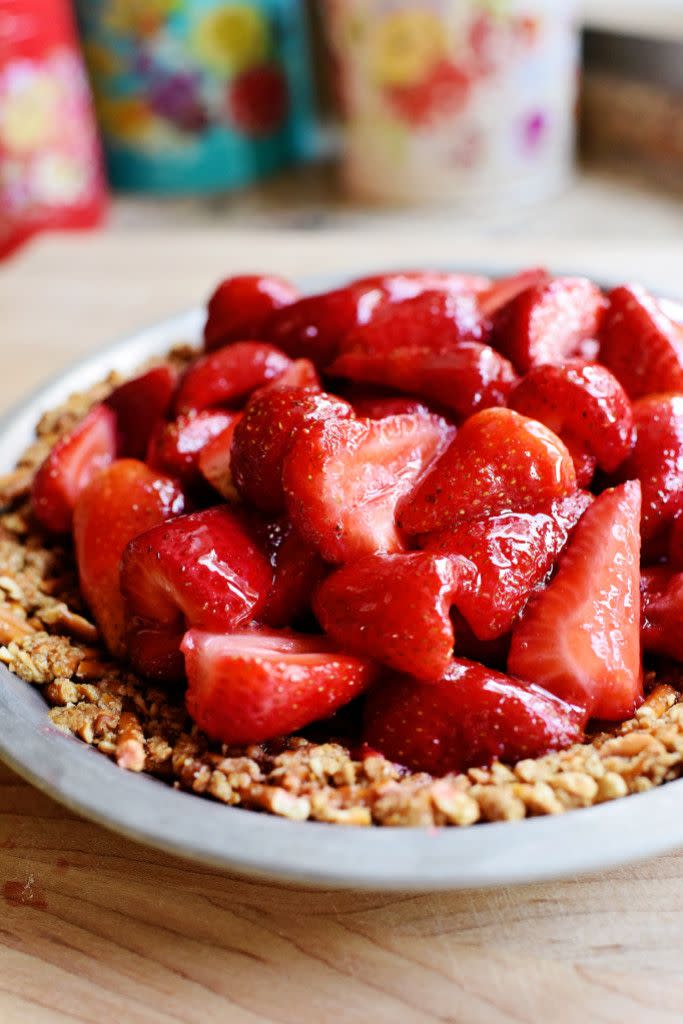 Strawberry Pretzel Pie