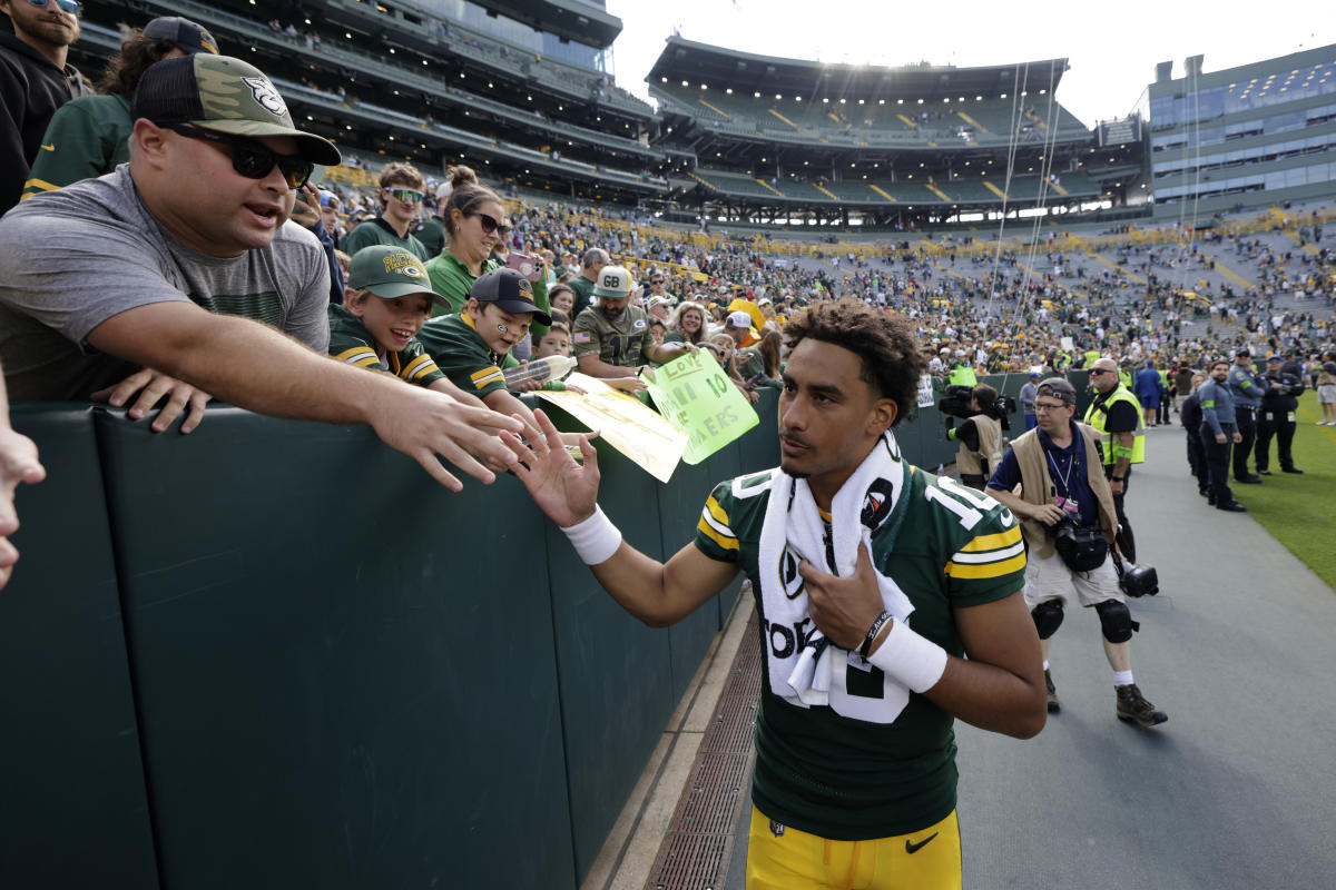 Packers facing uncertain situation as Love begins 1st season