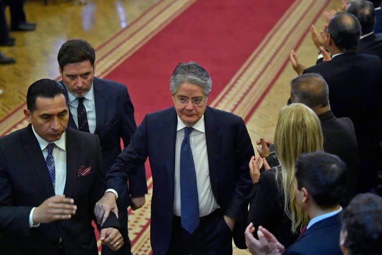 Llegada al exCongreso del expresidente de Ecuador, Guillermo Lasso (Photo by Pablo Vera / AFP)