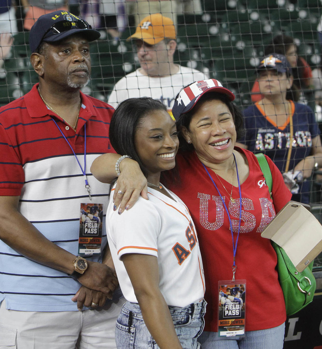 Simone Biles Family (Melissa Phillip / Houston Chronicle via Getty Images)