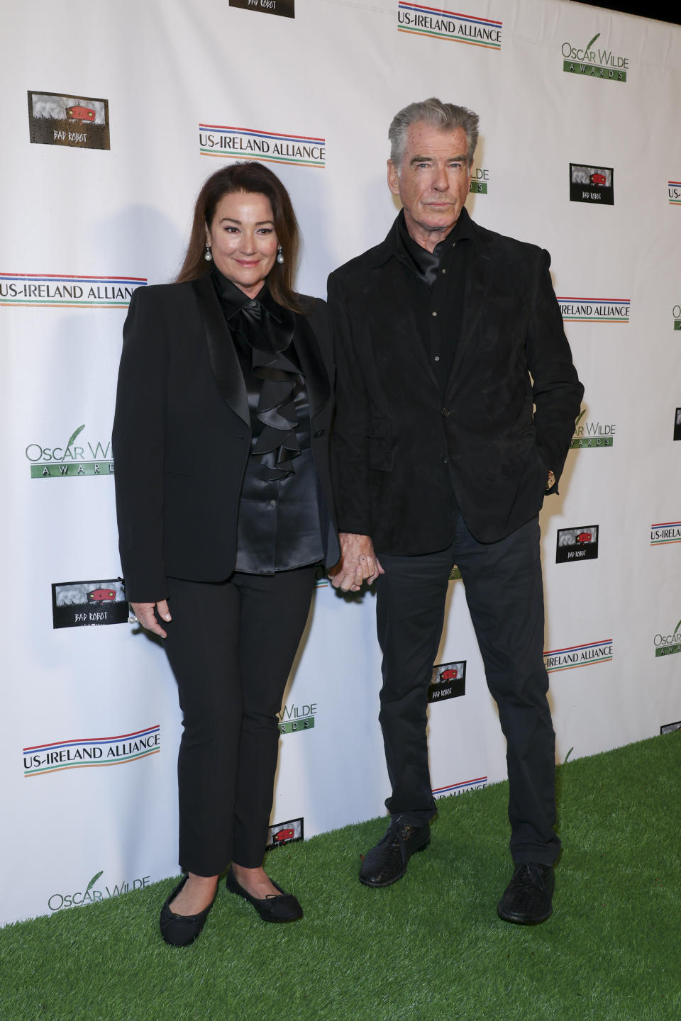 Keely Shaye Smith and Pierce Brosnan