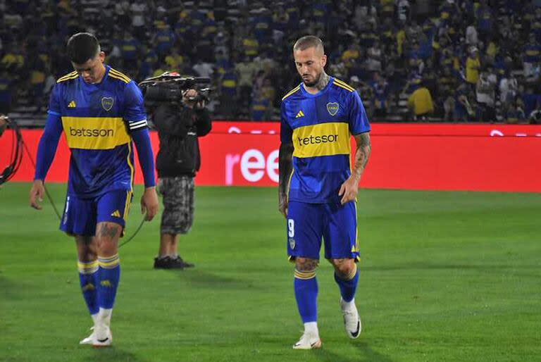 La decepción de Marcos Rojo y Darío Benedetto en primer plano: ambos no estarán en el partido de la Copa Sudamericana por lesión