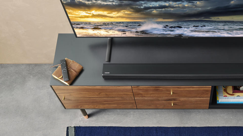 Listen up, people: This well-camouflaged soundbar is the sonic upgrade your home has been craving. (Photo: Walmart)