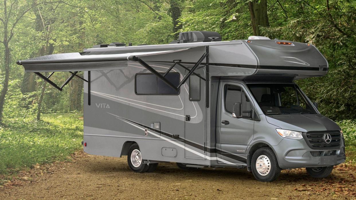 Winnebago Vita exterior - Winnebago