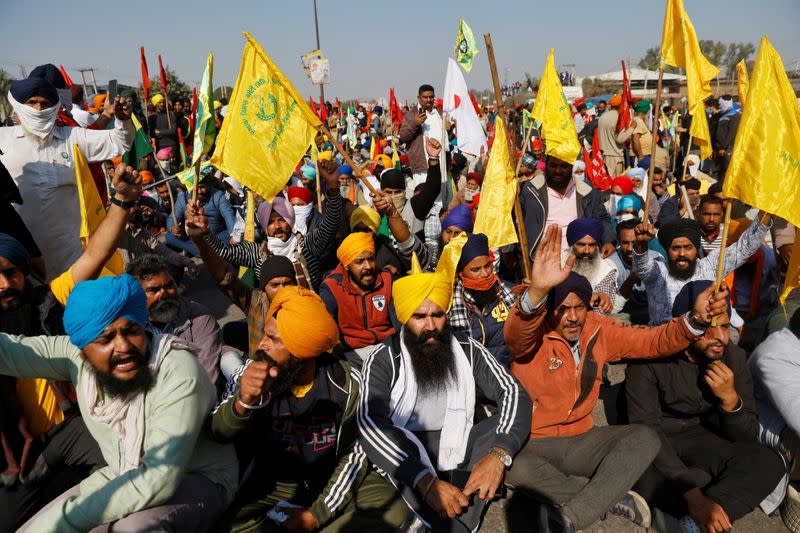 Protest against newly passed farm bills near Delhi