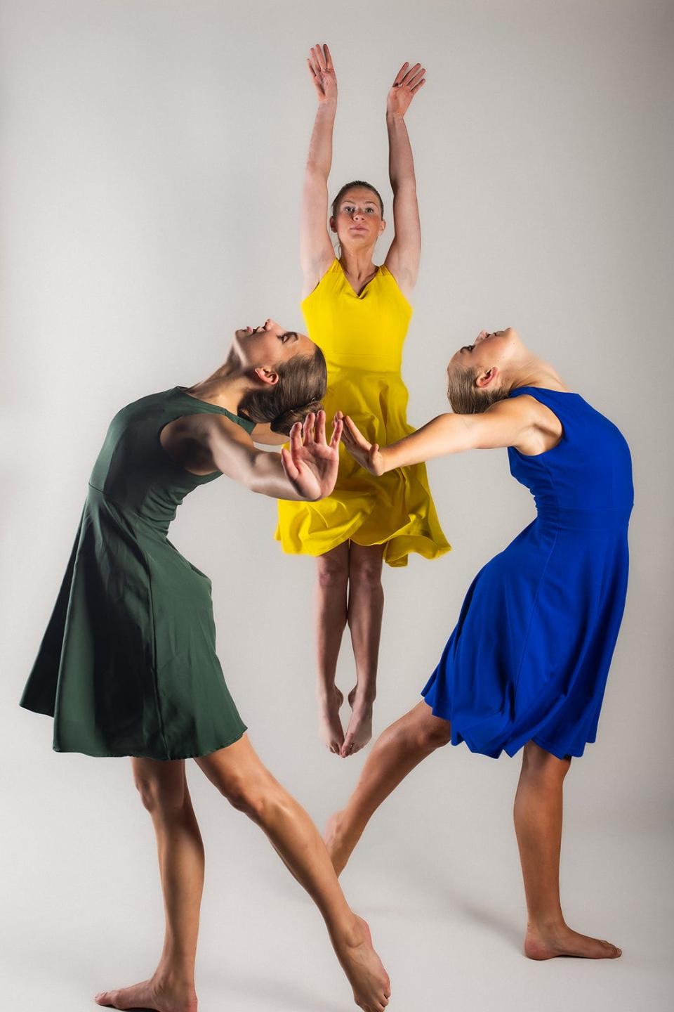 GO! Contemporary Danceworks’ Mary Lyn Quillin, Amelia Ainsworth and Catherine Driscoll are featured in the company’s 20th anniversary celebration entitled “reGENERATION” at the Tennessee Amphitheater on Sept. 29.