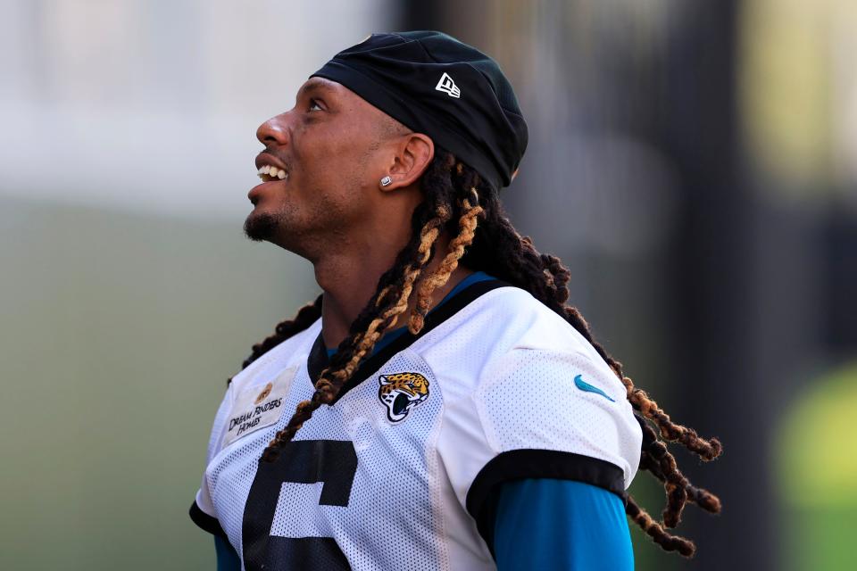 Jacksonville Jaguars cornerback Chris Claybrooks (6) talks with fans after practice Monday, Aug. 14, 2023 at Miller Electric Center at EverBank Stadium in Jacksonville, Fla. Today was the 14th training camp session. 