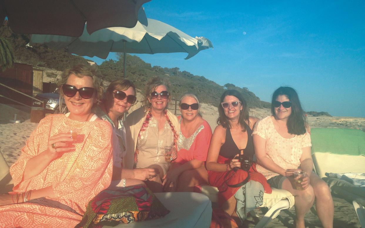 Susan, Lisa, Wendy, Jenny, Kath and Laura enjoy sundowners on Salinas beach in 2014 - Courtesy of Jenny Tucker