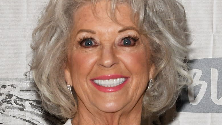 close up of paula deen