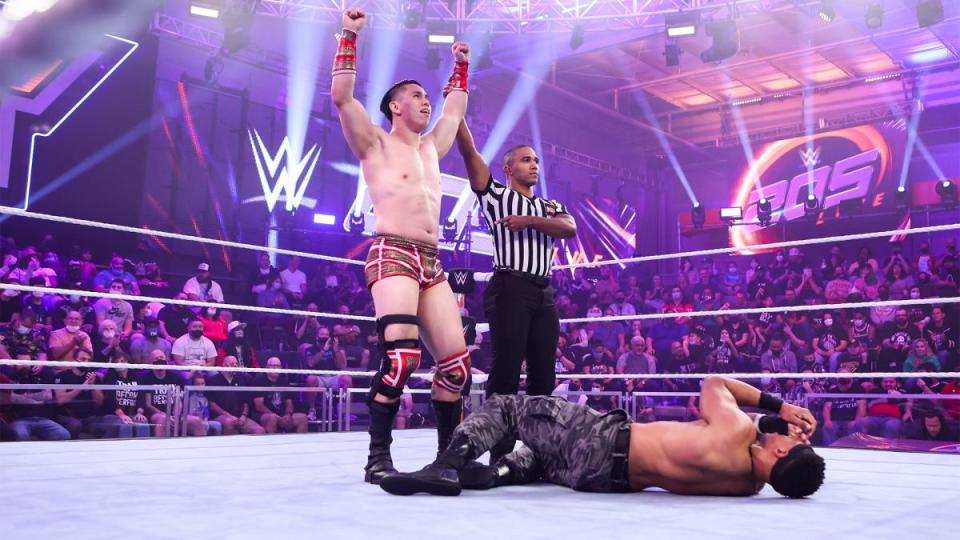 Singapore wrestler Dante Chen stands victorious in his third WWE match on its 205 Live program, beating Draco Anthony. (PHOTO: Twitter/Dante Chen)