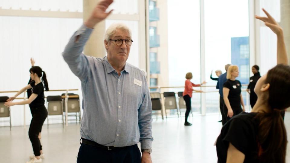 Paxman attends his first ever ballet class (ITV)