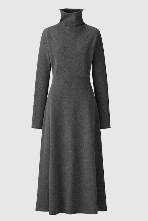 Uniqlo Smooth Souffle Flare Dress (Photo via Uniqlo)