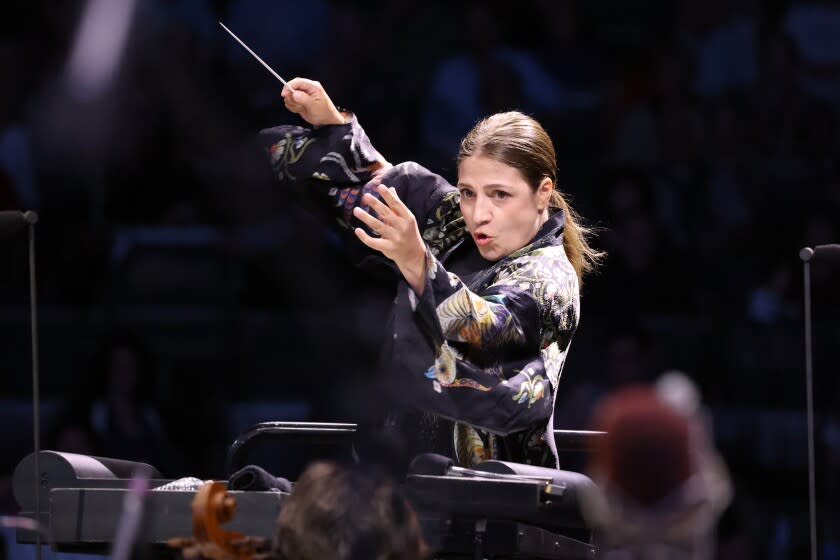 Los Angeles, CA - August 09: Conductor Dalia Stasevska leads the symphony at the Hollywood Bowl on Tuesday, Aug. 9, 2022 in Los Angeles, CA. (Dania Maxwell / Los Angeles Times)